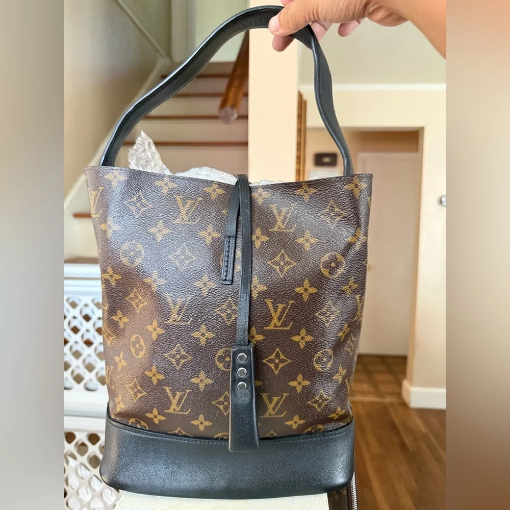 Louis Vuitton Monogram Idole NN14 GM